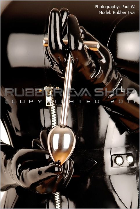 Шынайы емес терең минет порно